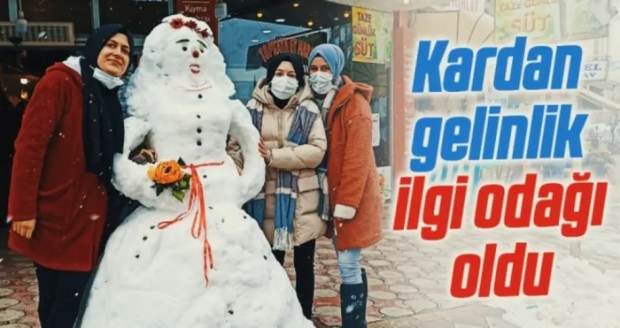 Kardan gelinlik ilgi odağı oldu