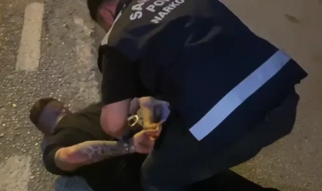 Samsun Narkotik Polisinin düzenlediği operasyonda ele geçirdiği on binlerce sentetik ecza hapı.