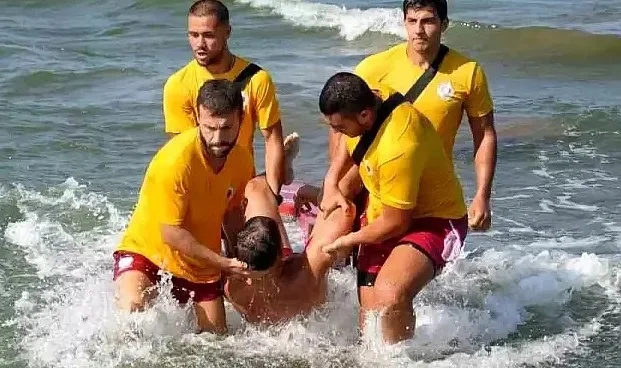 Samsun Sahillerinde Gizli Tehlike! Denize Girecekler Dikkat - 1