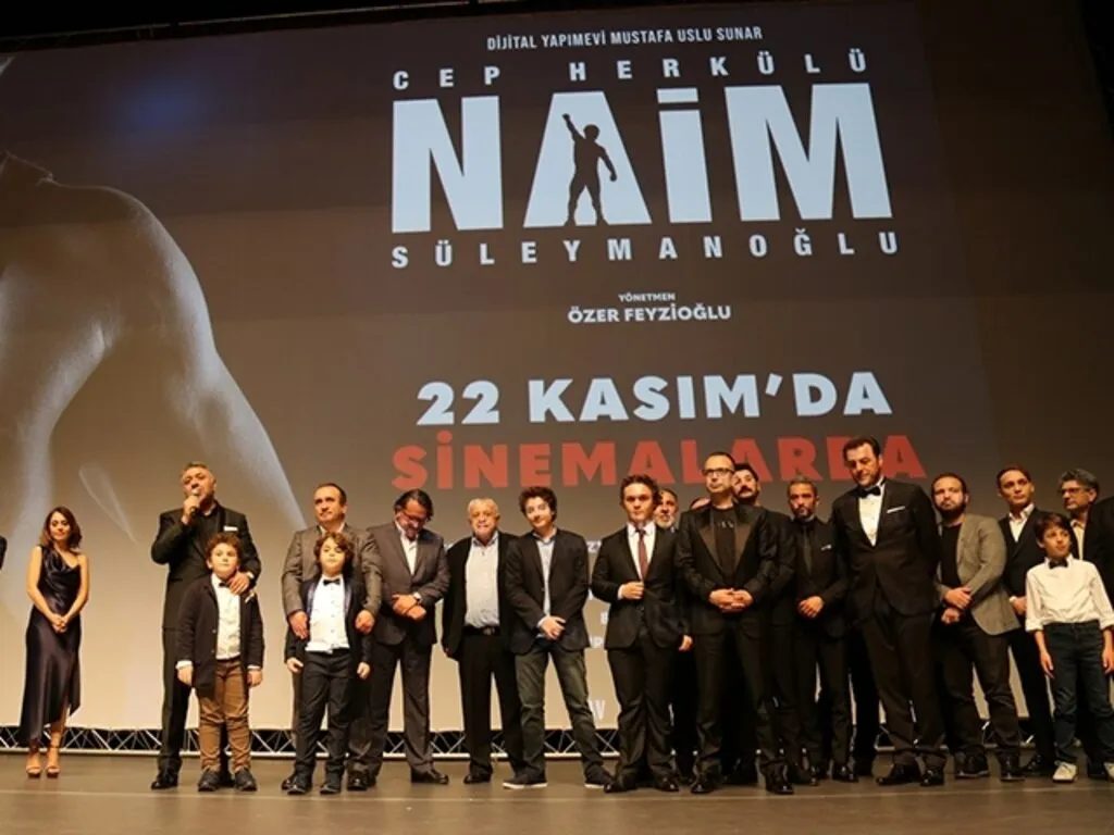 “Cep Herkülü: Naim Süleymanoğlu” ŞAMPİYONA YAKIŞIR GALA