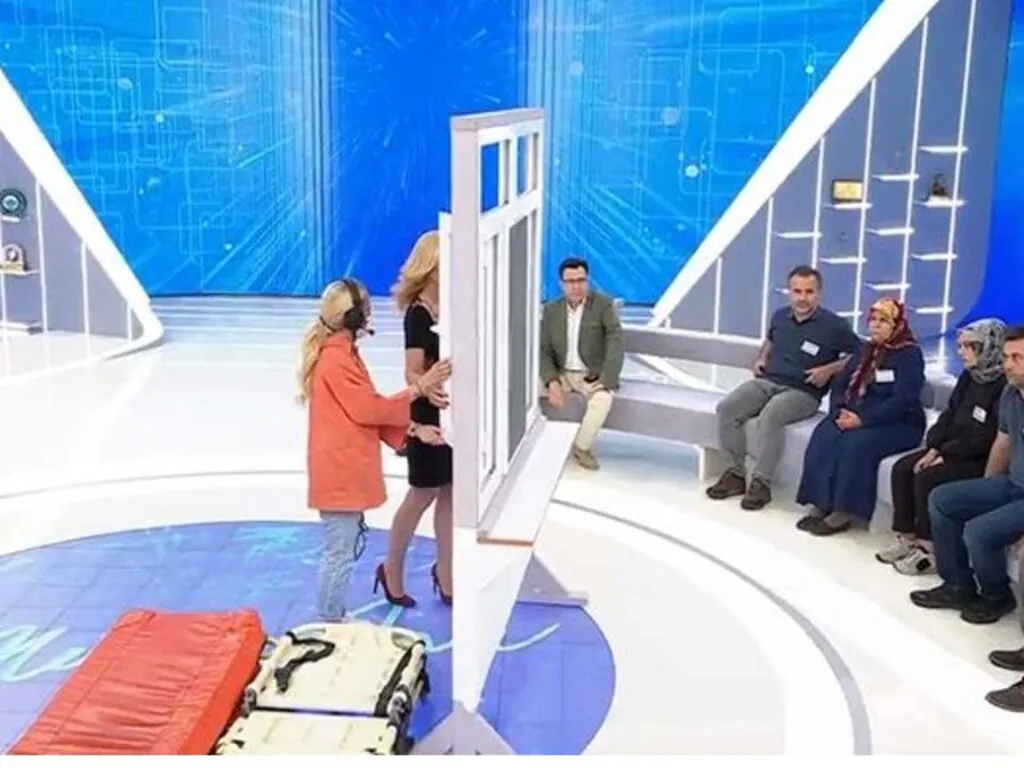Müge Anlı’da Büyükşen cinayetinde şüpheli komşu ilk kez konuştu! O kişiyi işaret etti