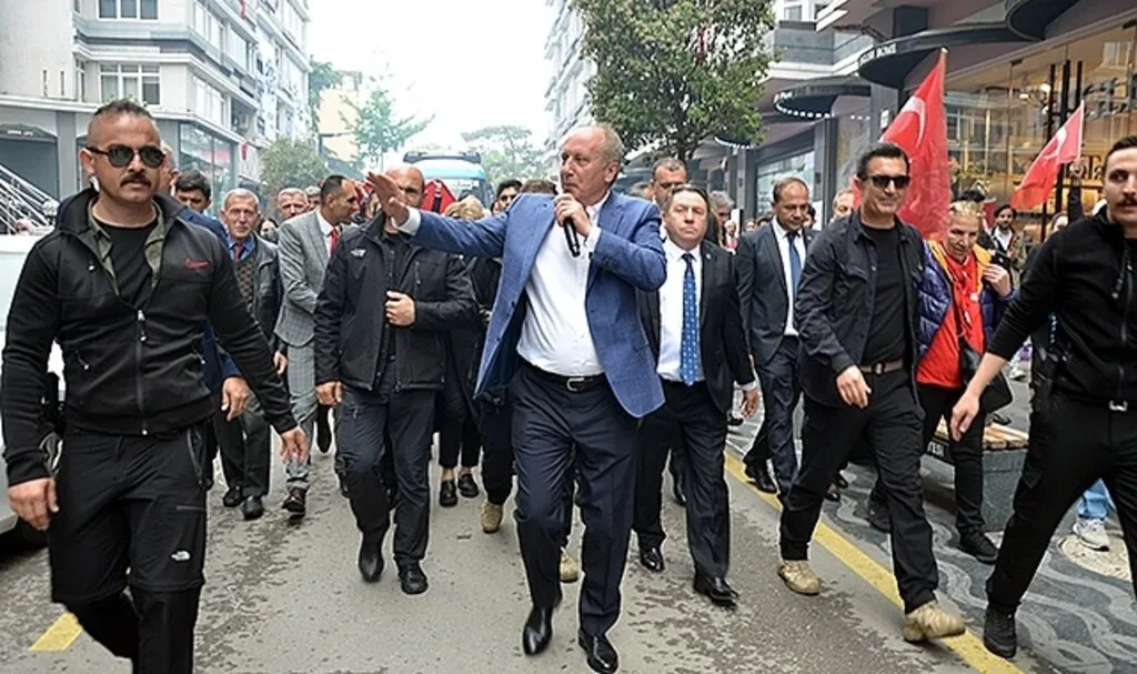 Muharrem İnce 19 Mayıs'ı Samsun'da kutladı