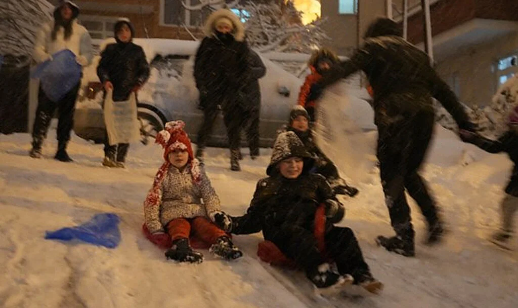 Samsun’da Kar Eğlencesi! Şehirden Renkli Görüntüler...