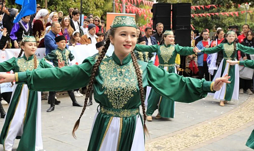 9 Ülkeden Çocuklar Samsun'da Buluştu