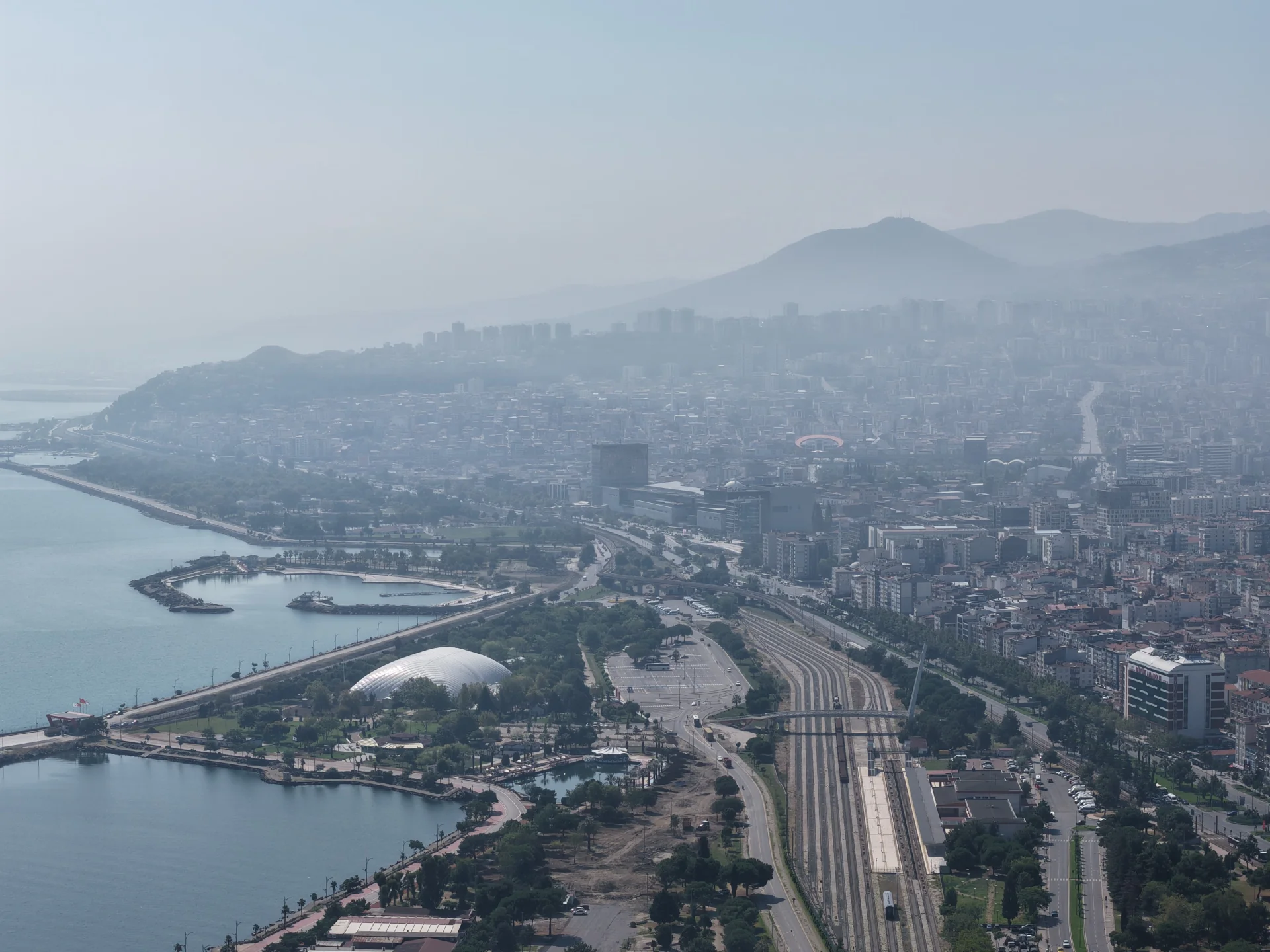 Samsun’da sabah saatlerinde pus etkili oldu! Kent havadan görüntülendi