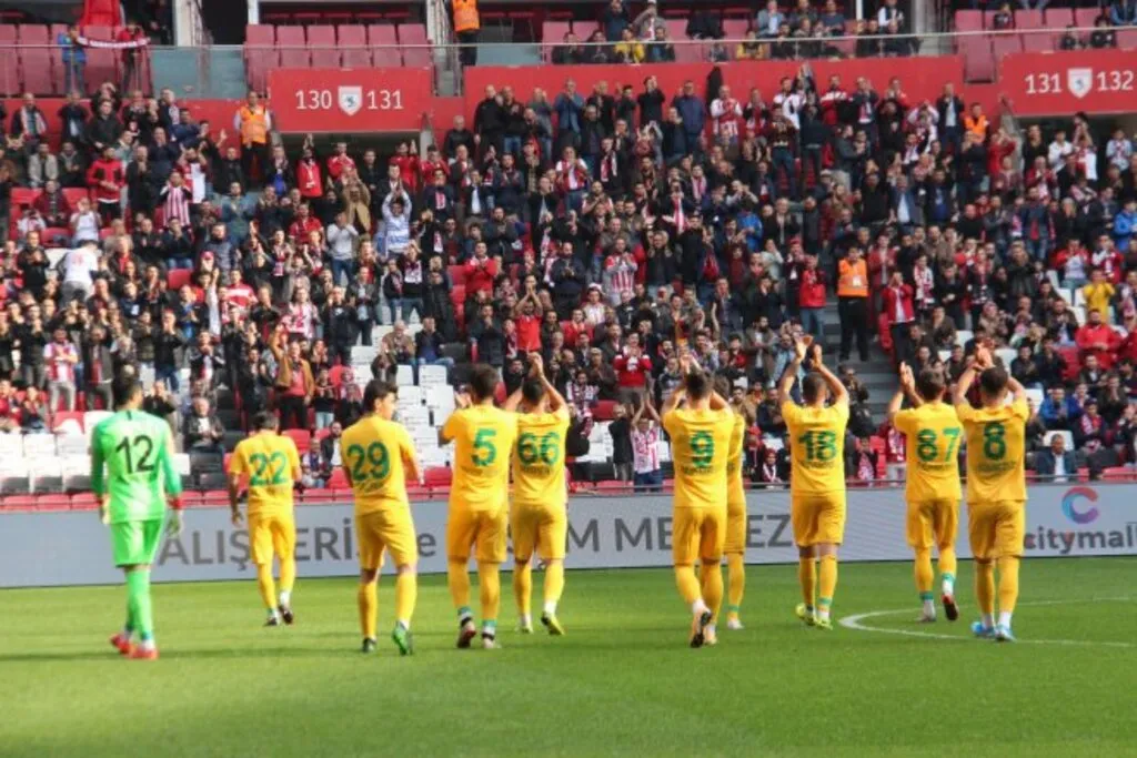 Yılport Samsunspor - Şanluıurfaspor Maçından Geriye kalanlar - Resim 18