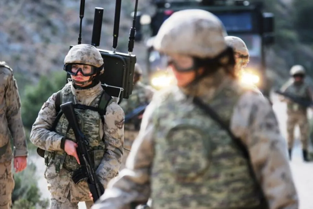 İşte Türkiye’nin İlk Kadın Jandarma Komando Astsubayları - Resim 4