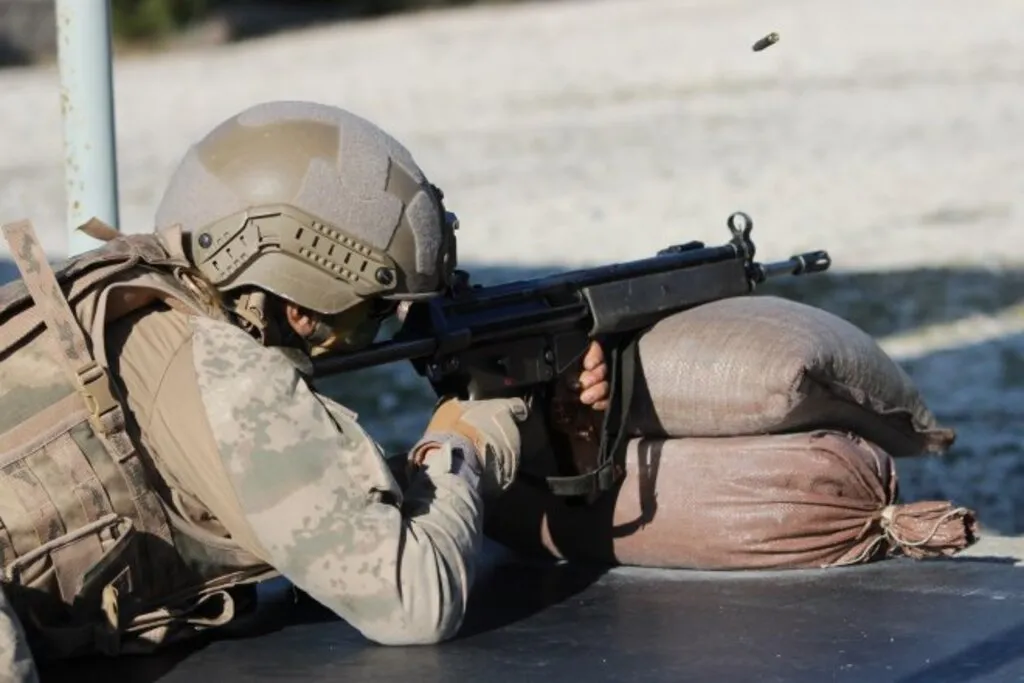 İşte Türkiye’nin İlk Kadın Jandarma Komando Astsubayları - Resim 17