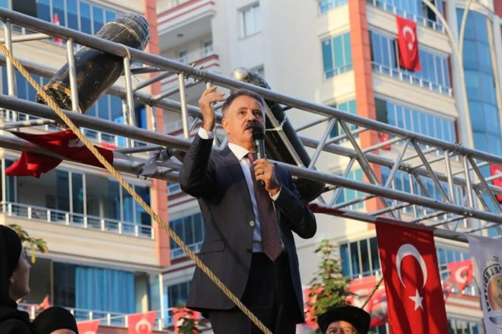 Atakum’un Cadde ve Sokaklarında Coşku Dolu 19 Mayıs Kutlaması - Resim 12