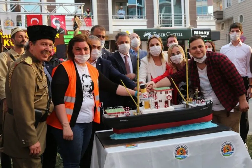 Atakum’un Cadde ve Sokaklarında Coşku Dolu 19 Mayıs Kutlaması - Resim 9
