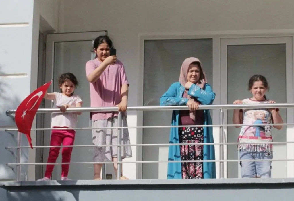 Atakum’un Cadde ve Sokaklarında Coşku Dolu 19 Mayıs Kutlaması - Resim 17