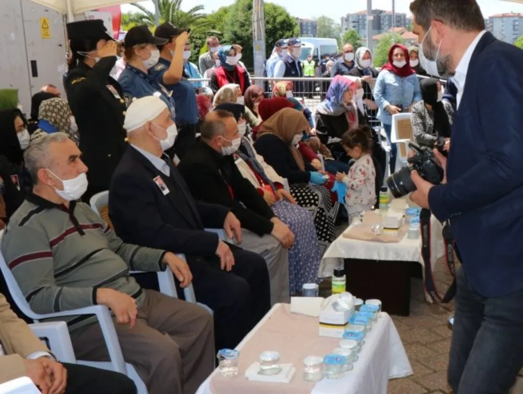 Samsun Şehidini Son Yolculuğuna Uğurladı - Resim 8