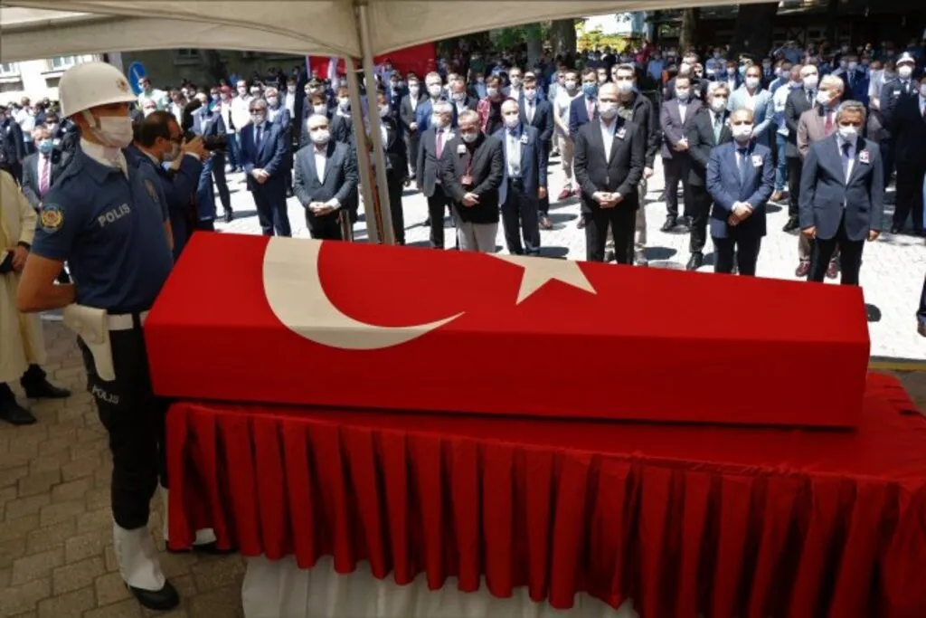Samsun Şehidini Son Yolculuğuna Uğurladı - Resim 9