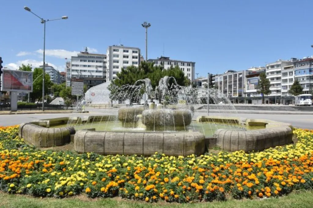 Samsun'da Sokağa Çıkma Kısıtlamasında Cadde ve Sokaklar Boş Kaldı - Resim 8