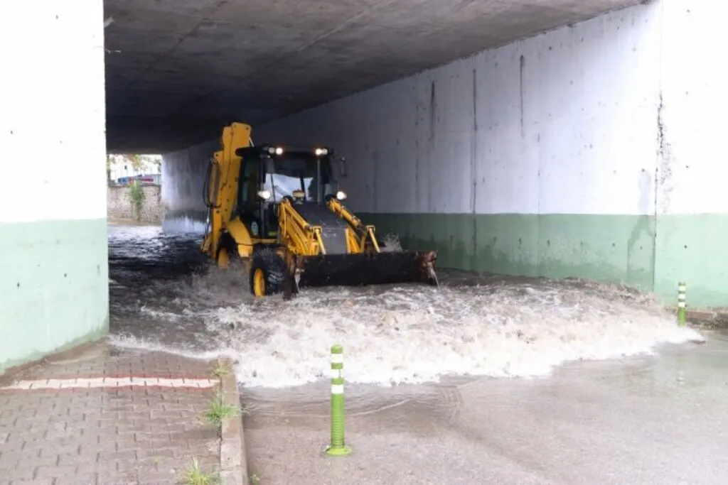 Samsun'da sağanak - Resim 30