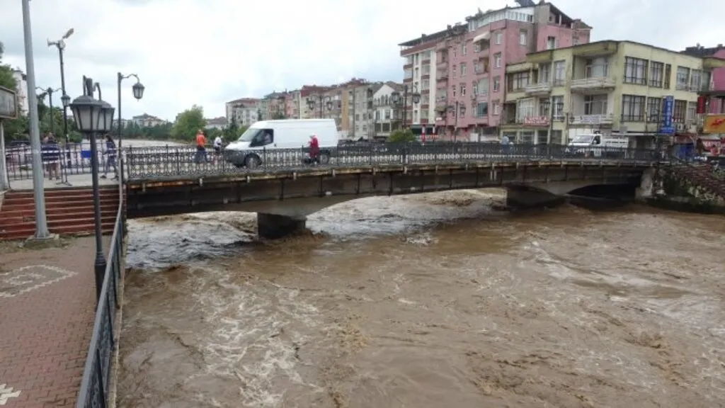 Samsun'da sağanak - Resim 49