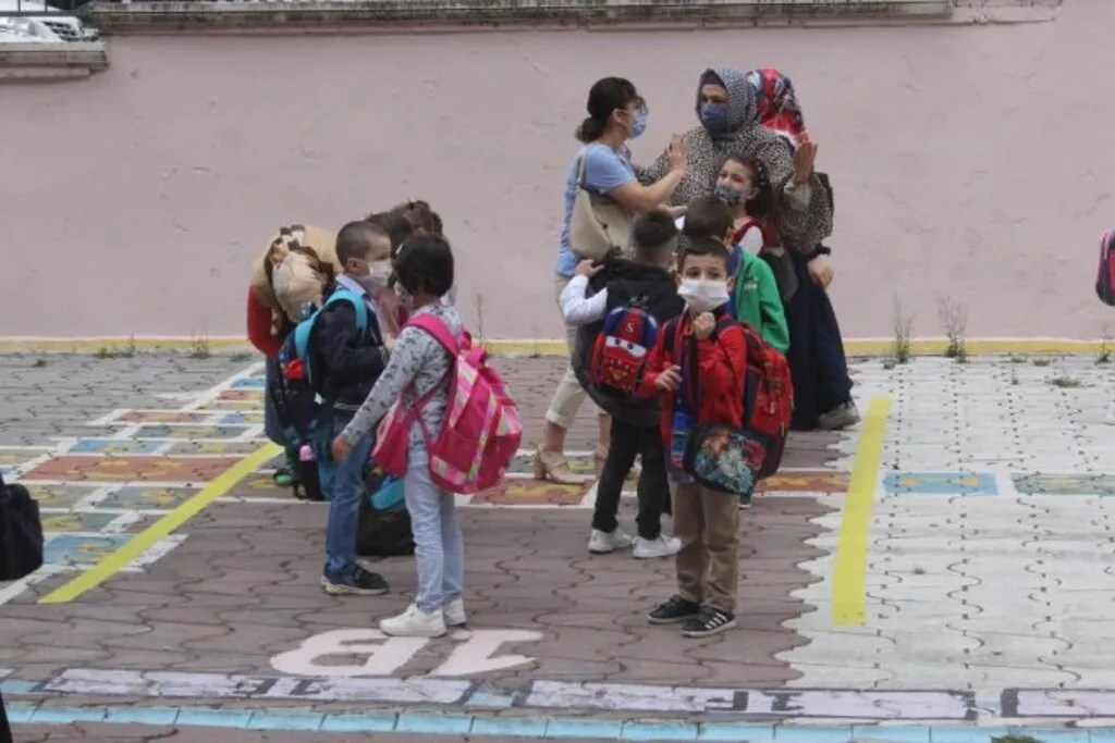 Samsun'da Koronavirüs Gölgesinde Ders Başı - Resim 1
