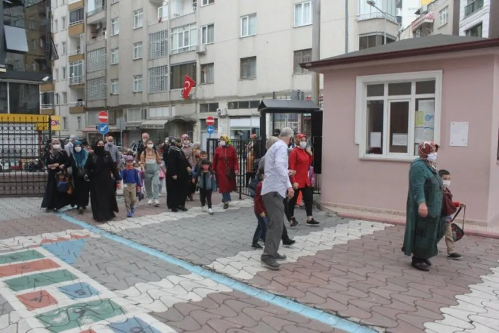 Samsun'da Koronavirüs Gölgesinde Ders Başı - Resim 3