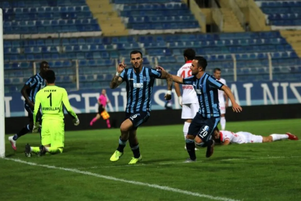 Adana Demirspor Yılport Samsunspor Maçından Kareler - Resim 18