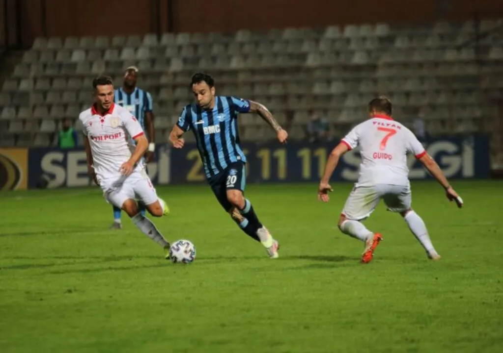Adana Demirspor Yılport Samsunspor Maçından Kareler - Resim 21