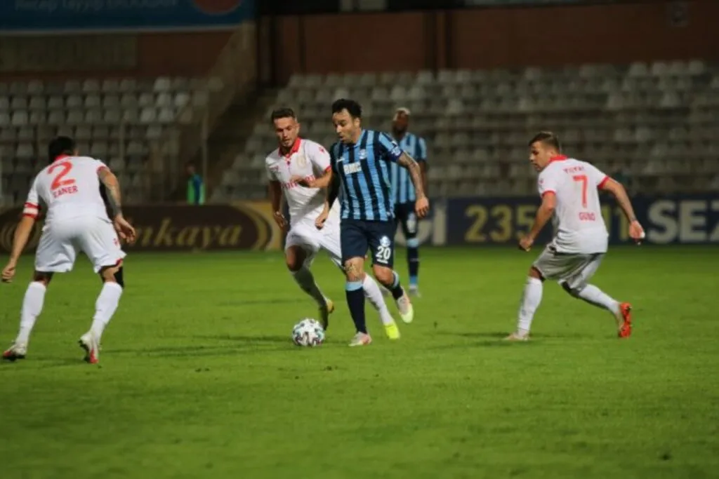 Adana Demirspor Yılport Samsunspor Maçından Kareler - Resim 22