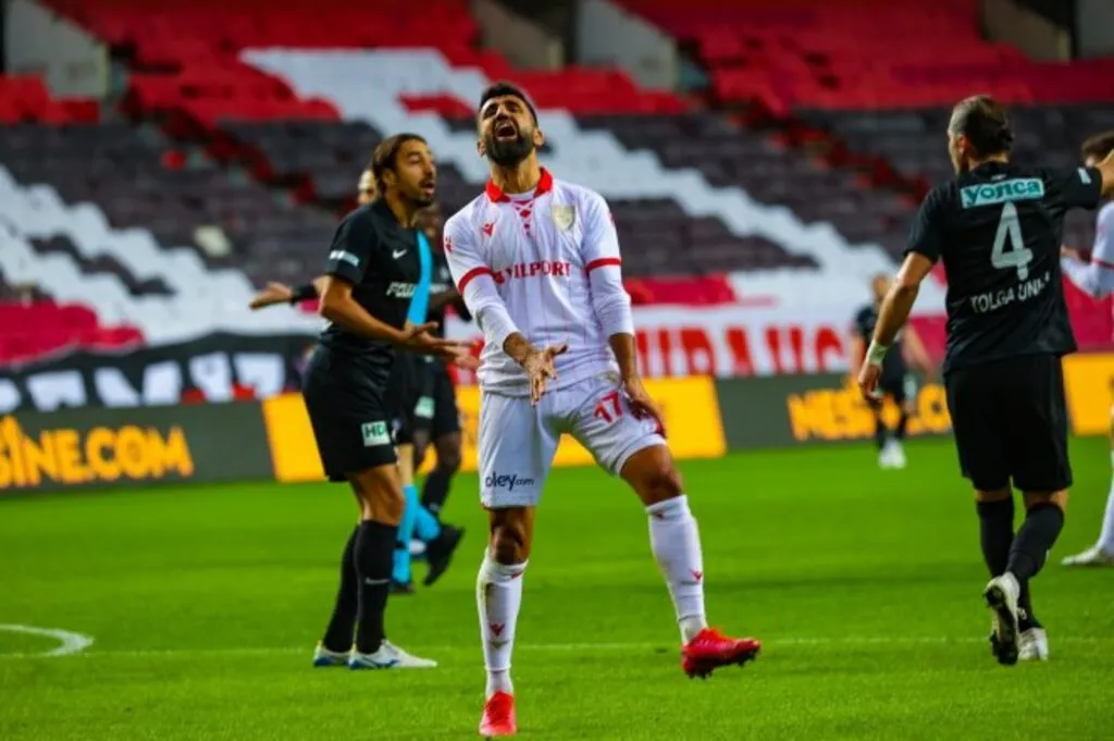 Samsunspor: 1 Altay: 0 Maçtan Kareler - Resim 25