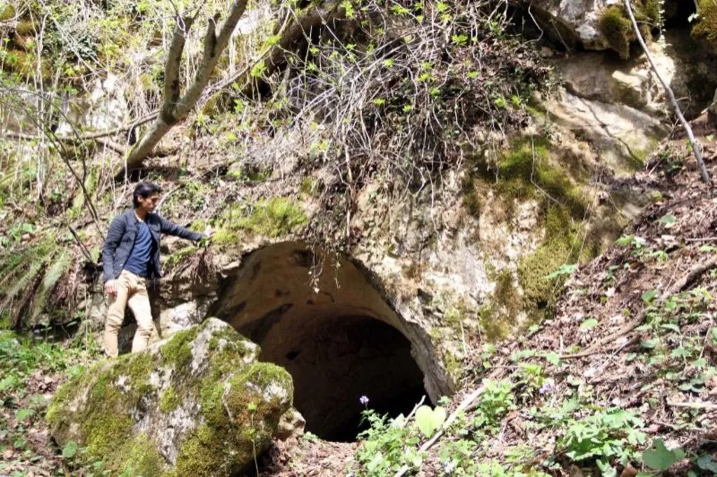 Samsun'da tarih öncesinden izler taşıyan basamaklı tünel ile mağara turizme kazandırılacak - Resim 1