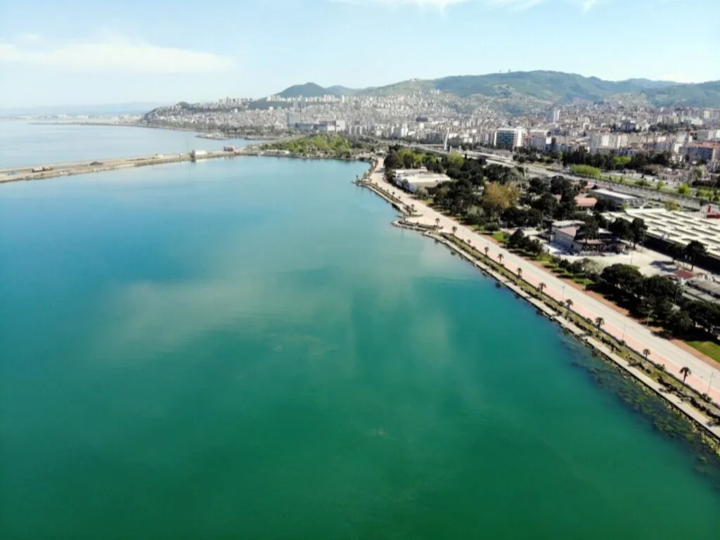 Samsun Limanı'nda tedirgin eden kirlilik: Gözler gemilerde - Resim 7