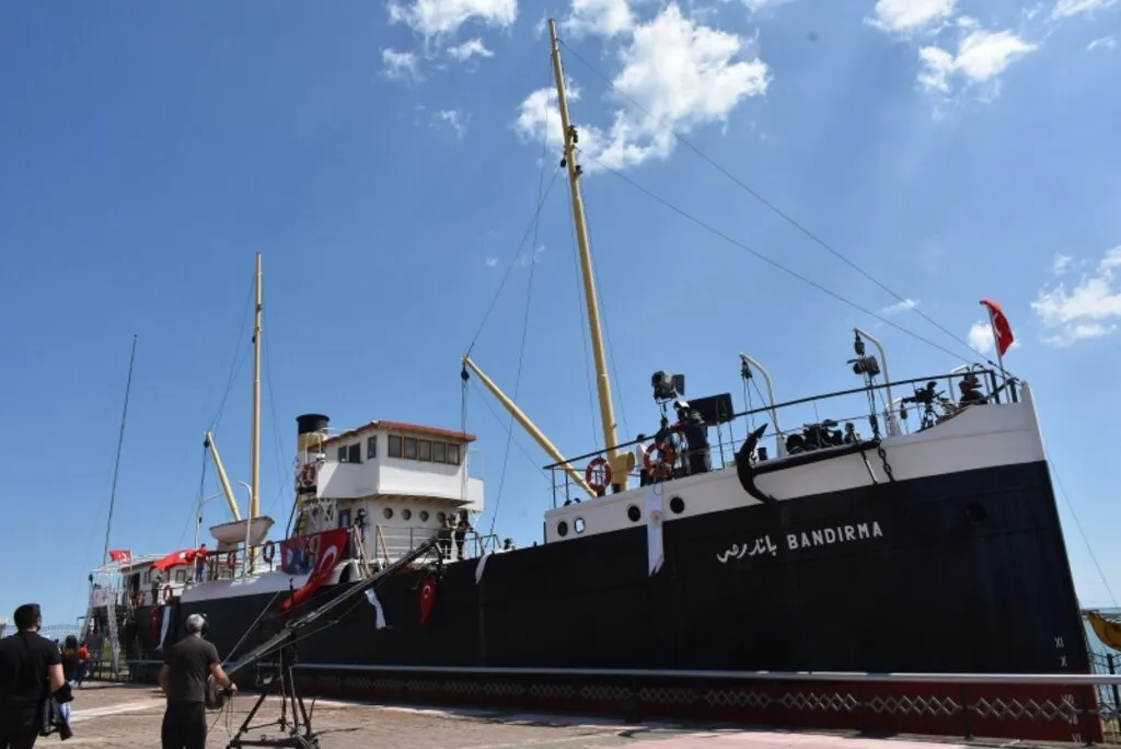 Samsun'da Bandırma Gemi Müze ve Milli Mücadele Açık Hava Müzesi'ne ziyaretçi akını - Resim 1