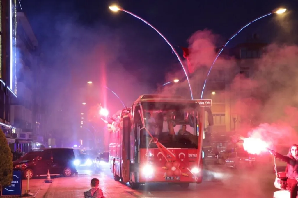Havza'da Coşkulu Kutlama - Resim 3