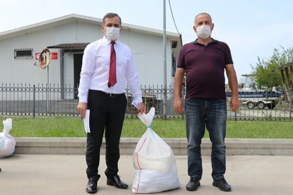 Samsun'da küçük Balıkçıya Ağ Desteği - Resim 17
