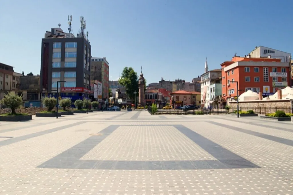 İşte Yasak Günü Samsun Sokakları - Resim 1