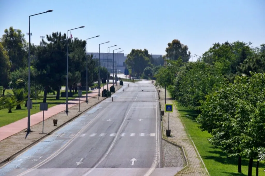 İşte Yasak Günü Samsun Sokakları - Resim 8