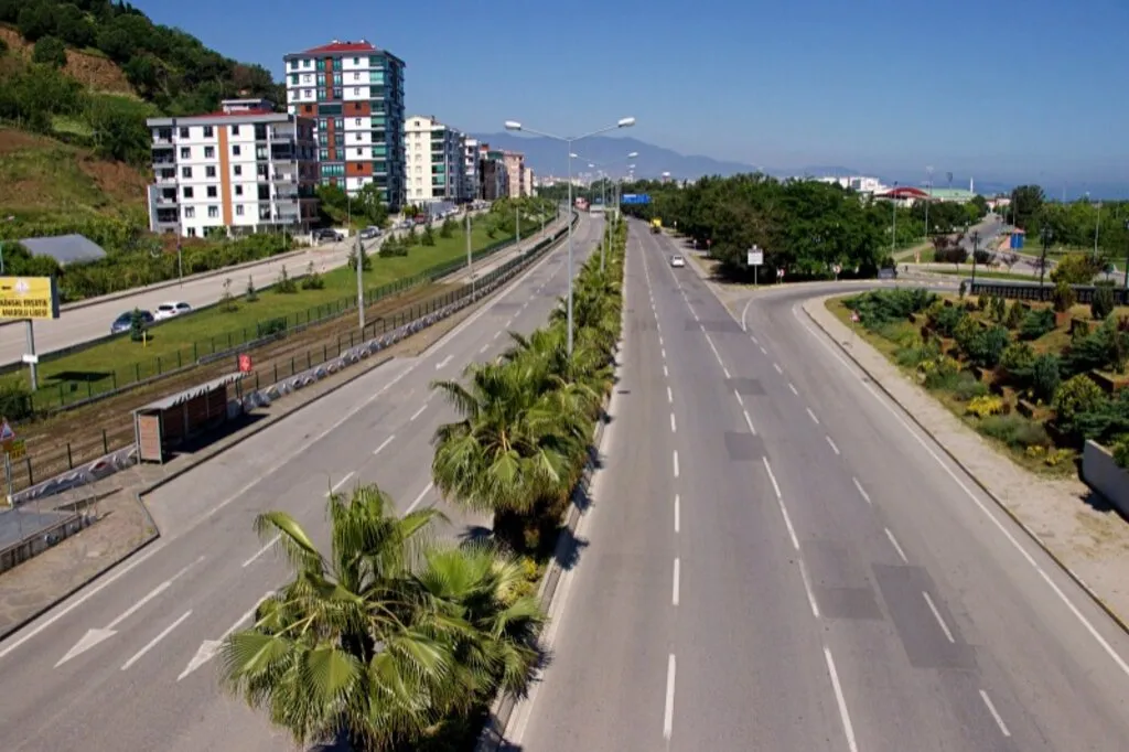 İşte Yasak Günü Samsun Sokakları - Resim 9