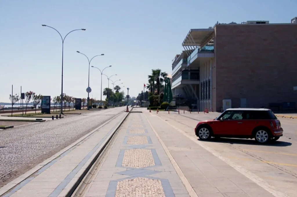 İşte Yasak Günü Samsun Sokakları - Resim 11