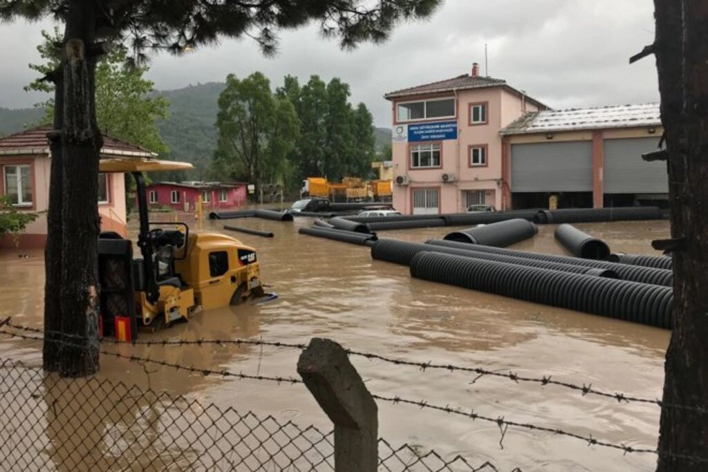 KARADENİZ'DE FELAKET - Resim 26