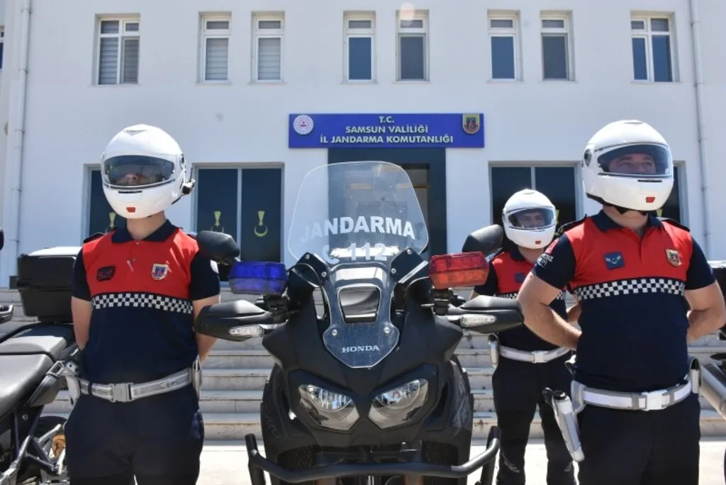 Samsun'da jandarmanın "Huzur" ve "Hızır" timleri vatandaşa güven veriyor - Resim 7