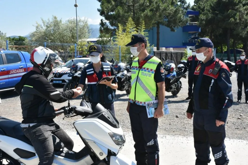 Samsun'da jandarmanın "Huzur" ve "Hızır" timleri vatandaşa güven veriyor - Resim 15