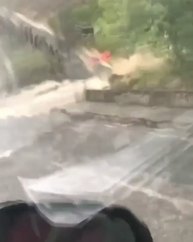 Samsun'da Sağanak Yağış Sonrası Görüntüler - Resim 16