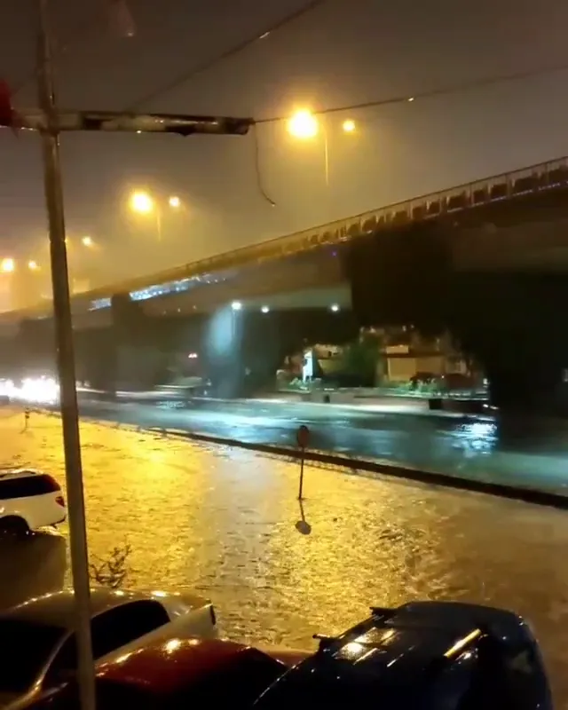 Samsun'da Sağanak Yağış Sonrası Görüntüler - Resim 22