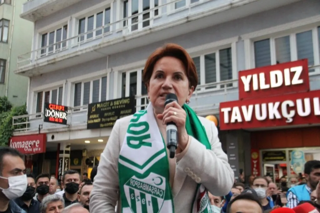 İYİ Parti Genel Başkanı Meral Akşener'in Samsun Ziyaretinden Kareler - Resim 2