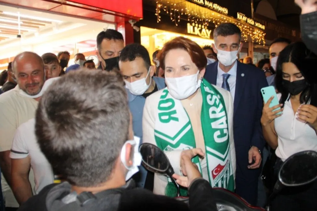 İYİ Parti Genel Başkanı Meral Akşener'in Samsun Ziyaretinden Kareler - Resim 5