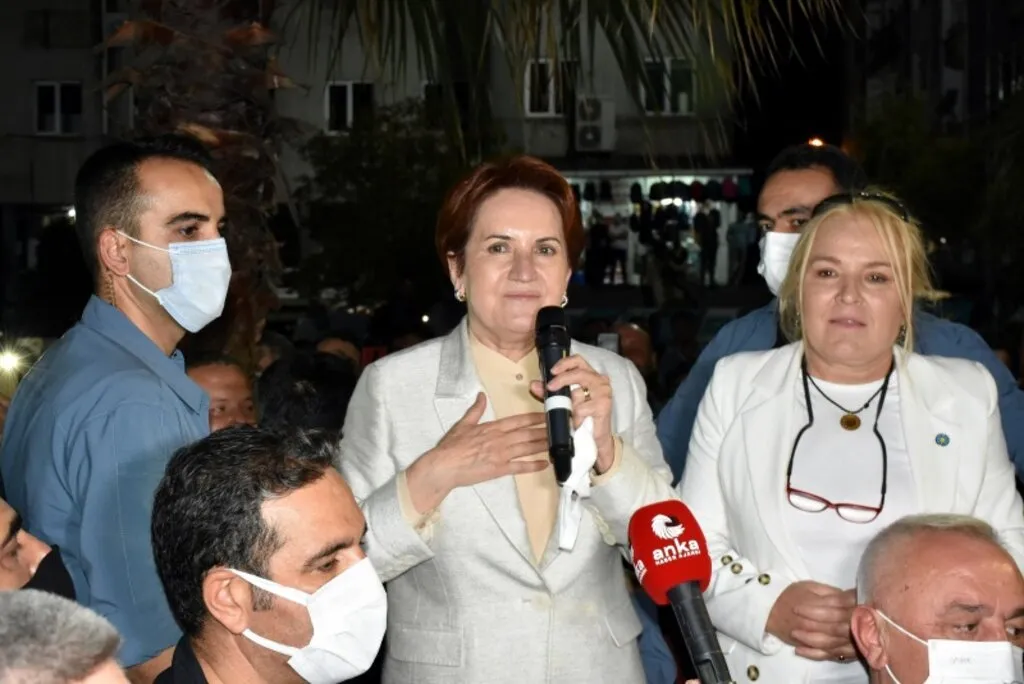İYİ Parti Genel Başkanı Meral Akşener'in Samsun Ziyaretinden Kareler - Resim 14