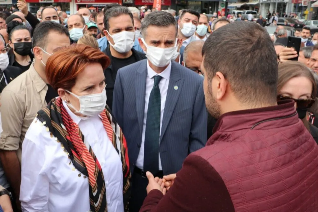 İYİ Parti Genel Başkanı Meral Akşener'in Samsun Ziyaretinden Kareler - Resim 20
