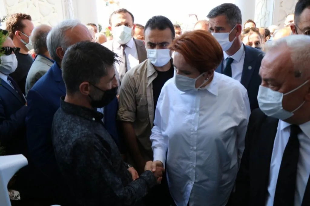 İYİ Parti Genel Başkanı Meral Akşener'in Samsun Ziyaretinden Kareler - Resim 39