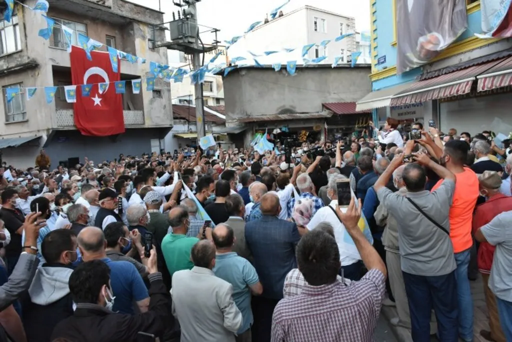 İYİ Parti Genel Başkanı Meral Akşener'in Samsun Ziyaretinden Kareler - Resim 40