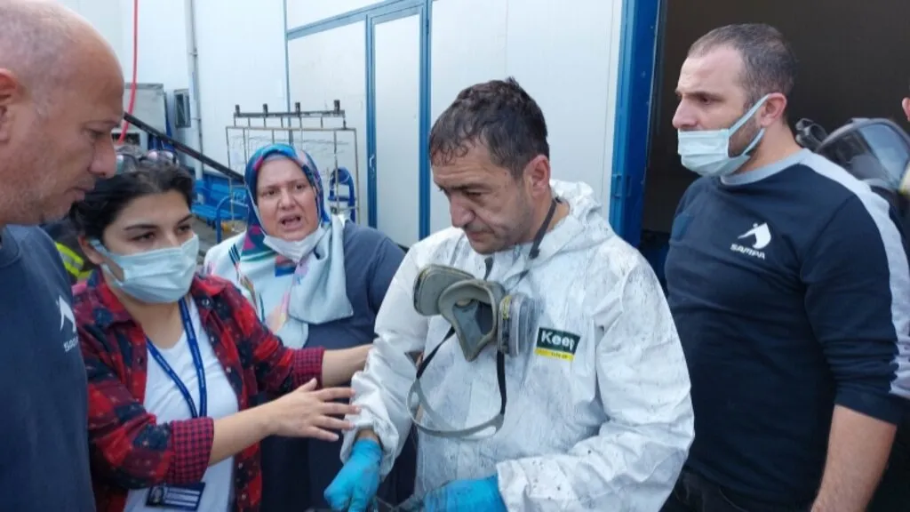Samsun'da otomotiv fabrikasında yangın: 19 işçi hastanelik oldu - Resim 6