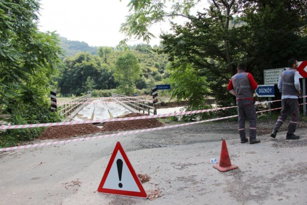 'KIRMIZI ALARM' SÜRÜYOR - Resim 19