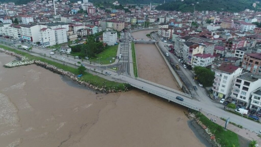 'KIRMIZI ALARM' SÜRÜYOR - Resim 39