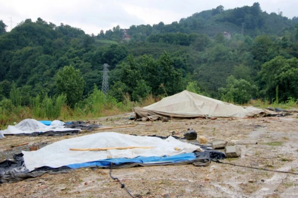 'KIRMIZI ALARM' SÜRÜYOR - Resim 43
